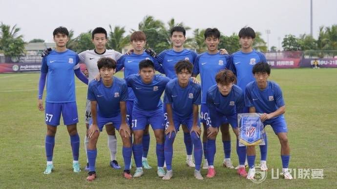 国产成人精品午夜在线播放