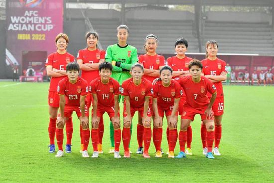 漂亮婆婆